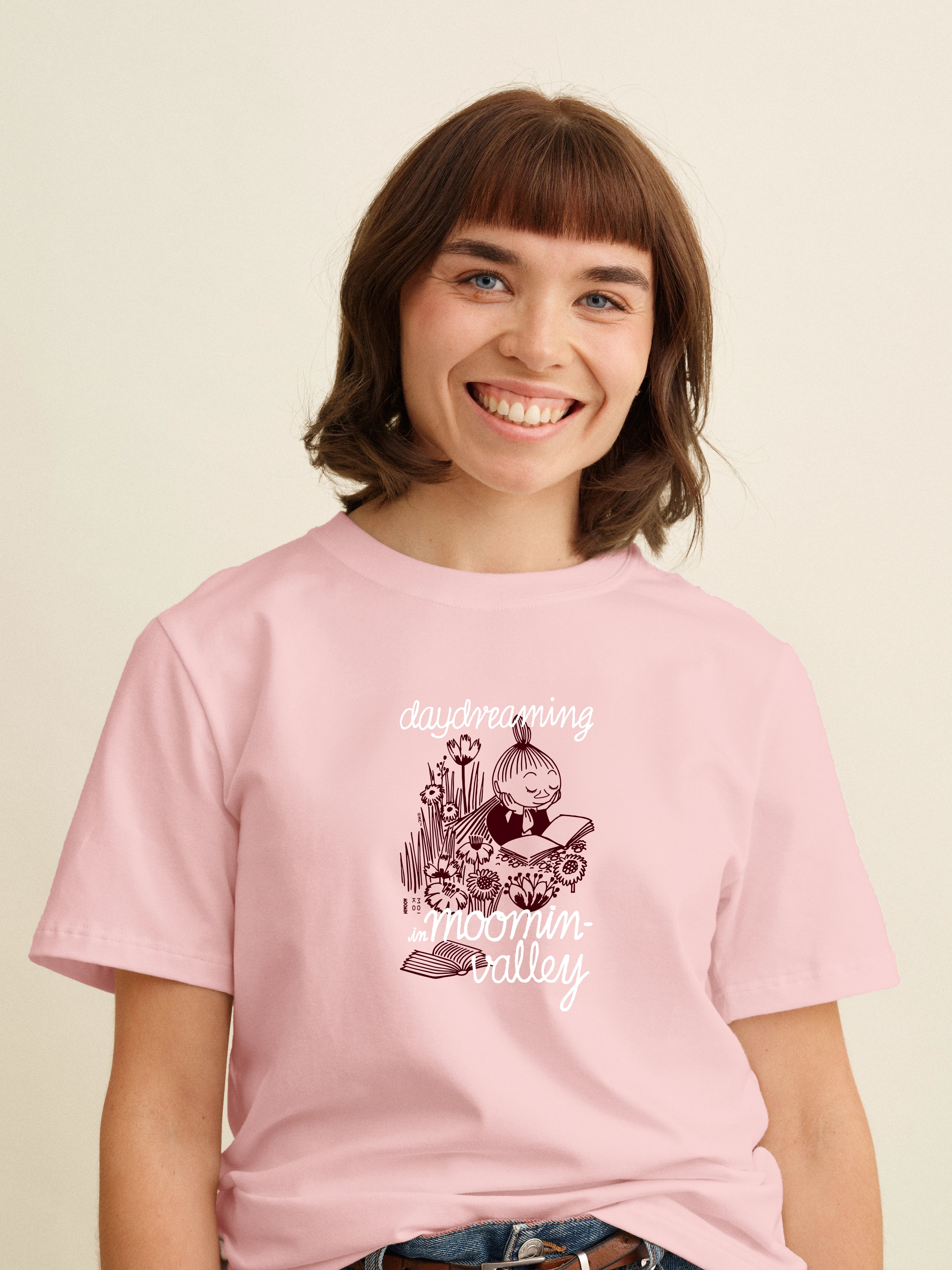 Daydreaming Mymble Muumi t-paita